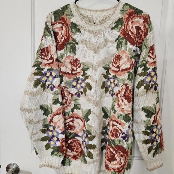 Vintage Cream Floral Chunky Hand Knit All Over Pattern Sweater Cottage Core M - Picture 1 of 6